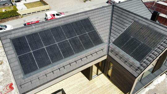 Integrerte solceller på boligtak